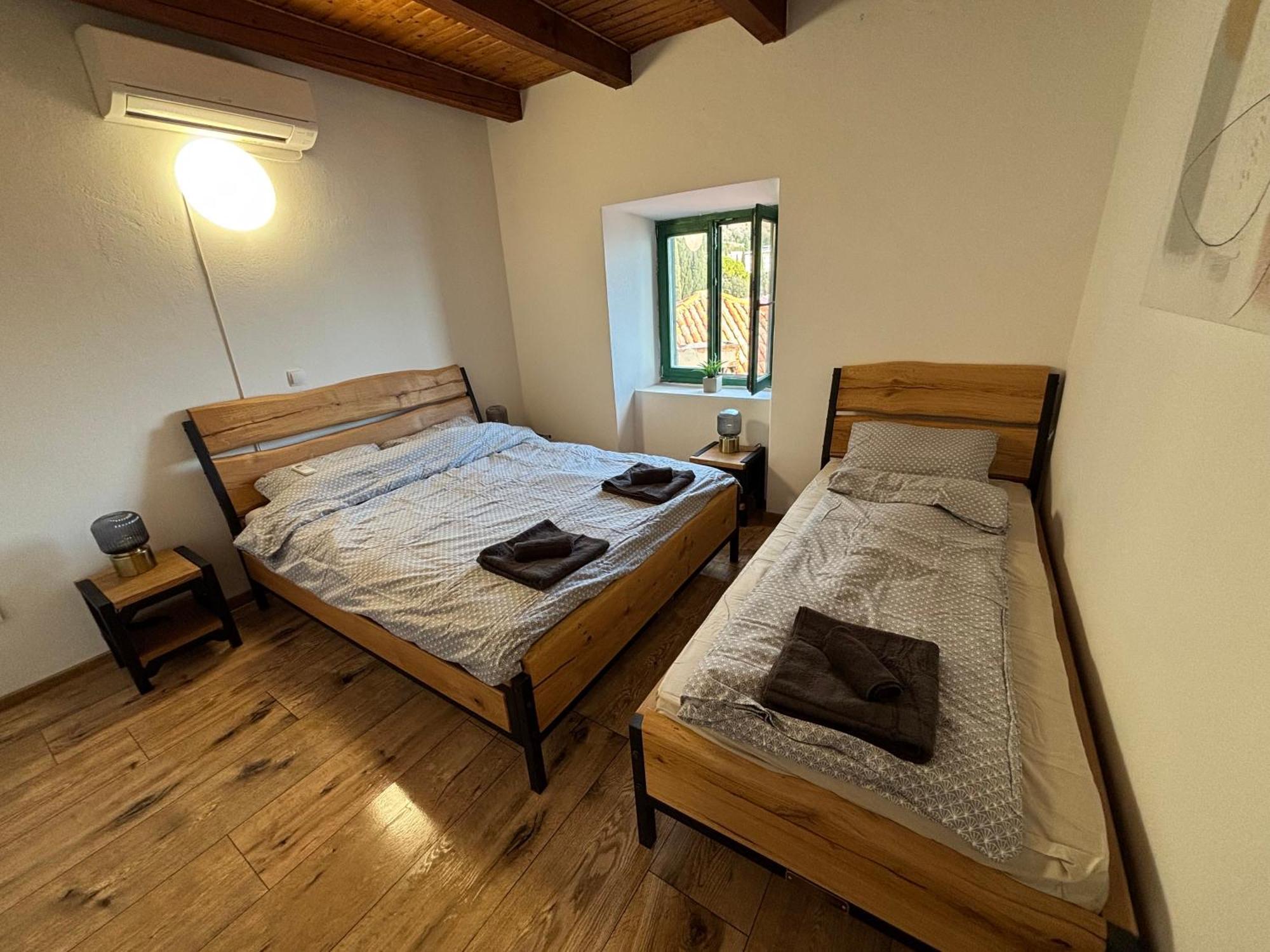 Apartament Soti *